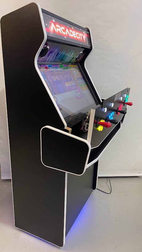 4 Player Arcade Machine, 32 screen, 120w sub, 5000 games, Illuminated Buttons, RGBW LEDs Underneath - controller open